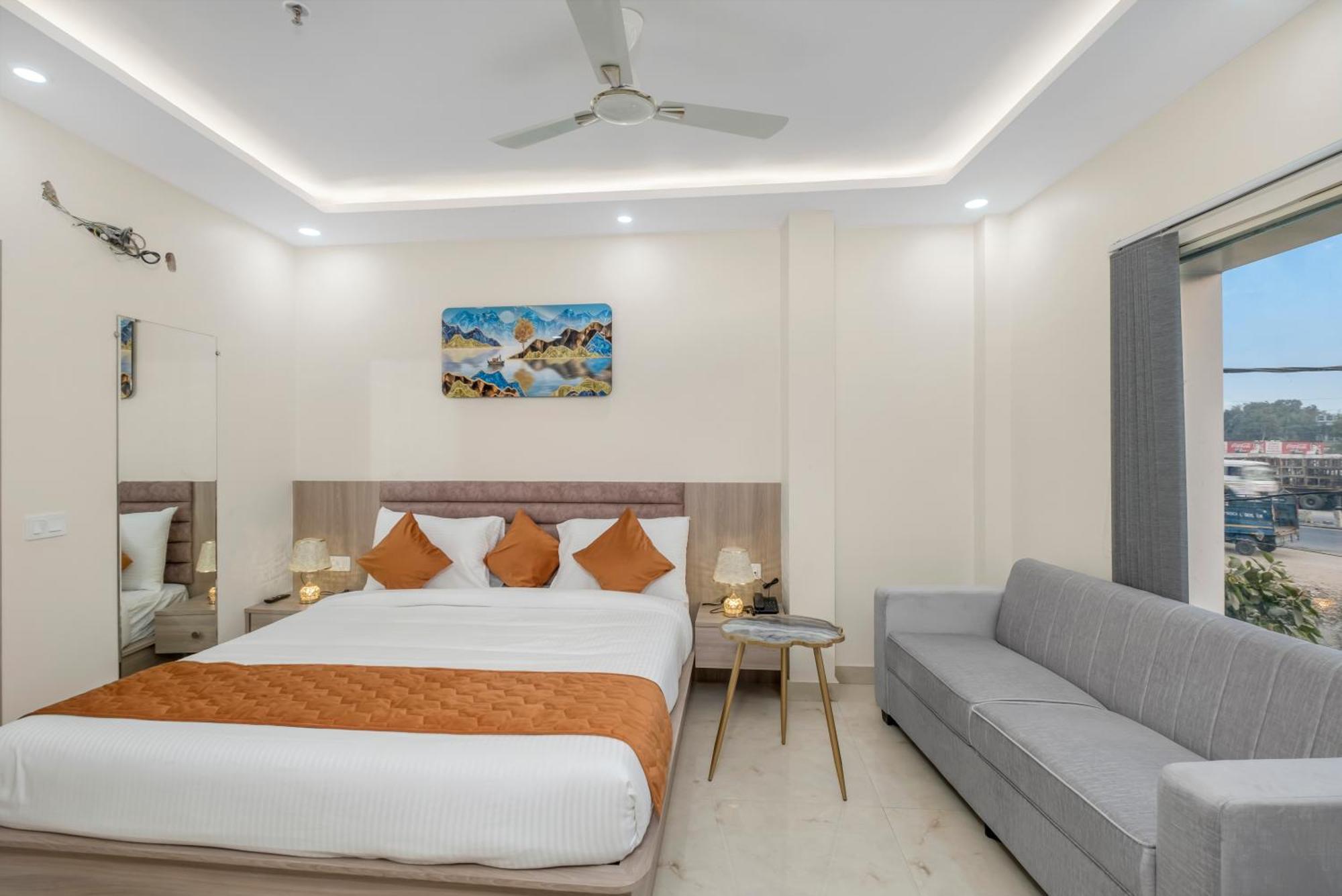 Hotel Sudarshan Ayodhya Exterior photo